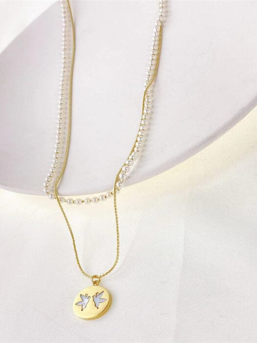 Klassisch-elegante Halskette mit Perlenscheiben-Anhänger