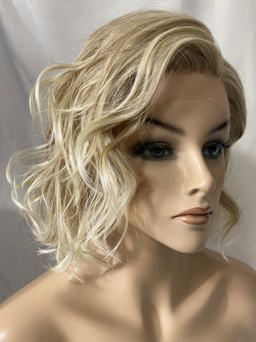 Perruques synthétiques à la mode courte Bob ondulée blonde Lace Front par imwigs®